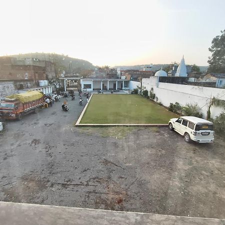 Hotel Modi Palace, Chanderi Mp Eksteriør bilde