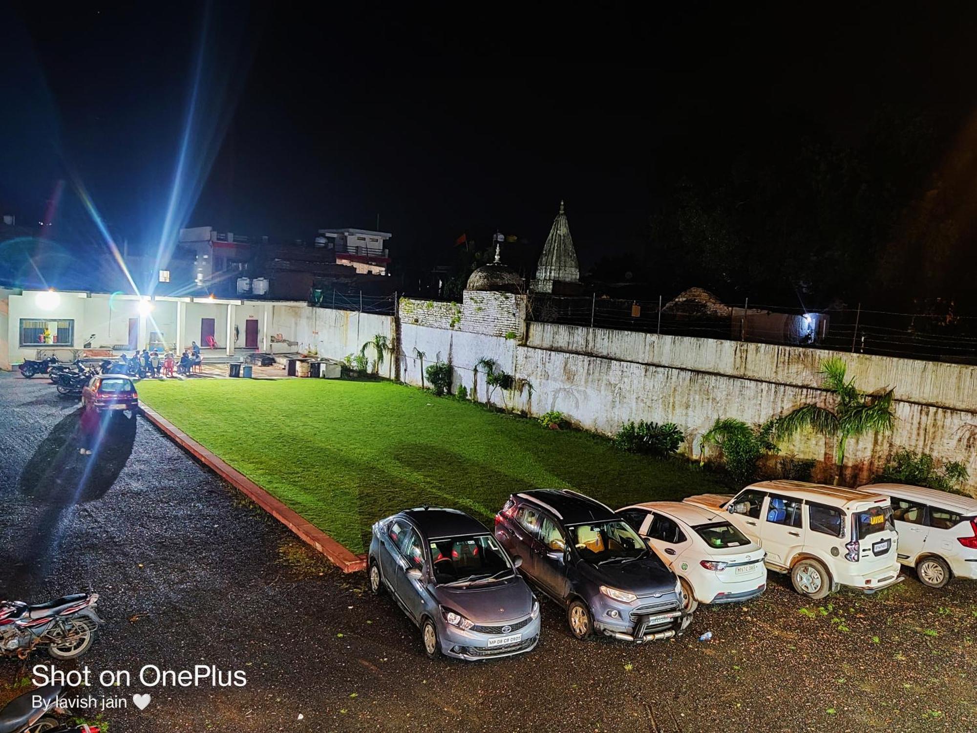 Hotel Modi Palace, Chanderi Mp Eksteriør bilde