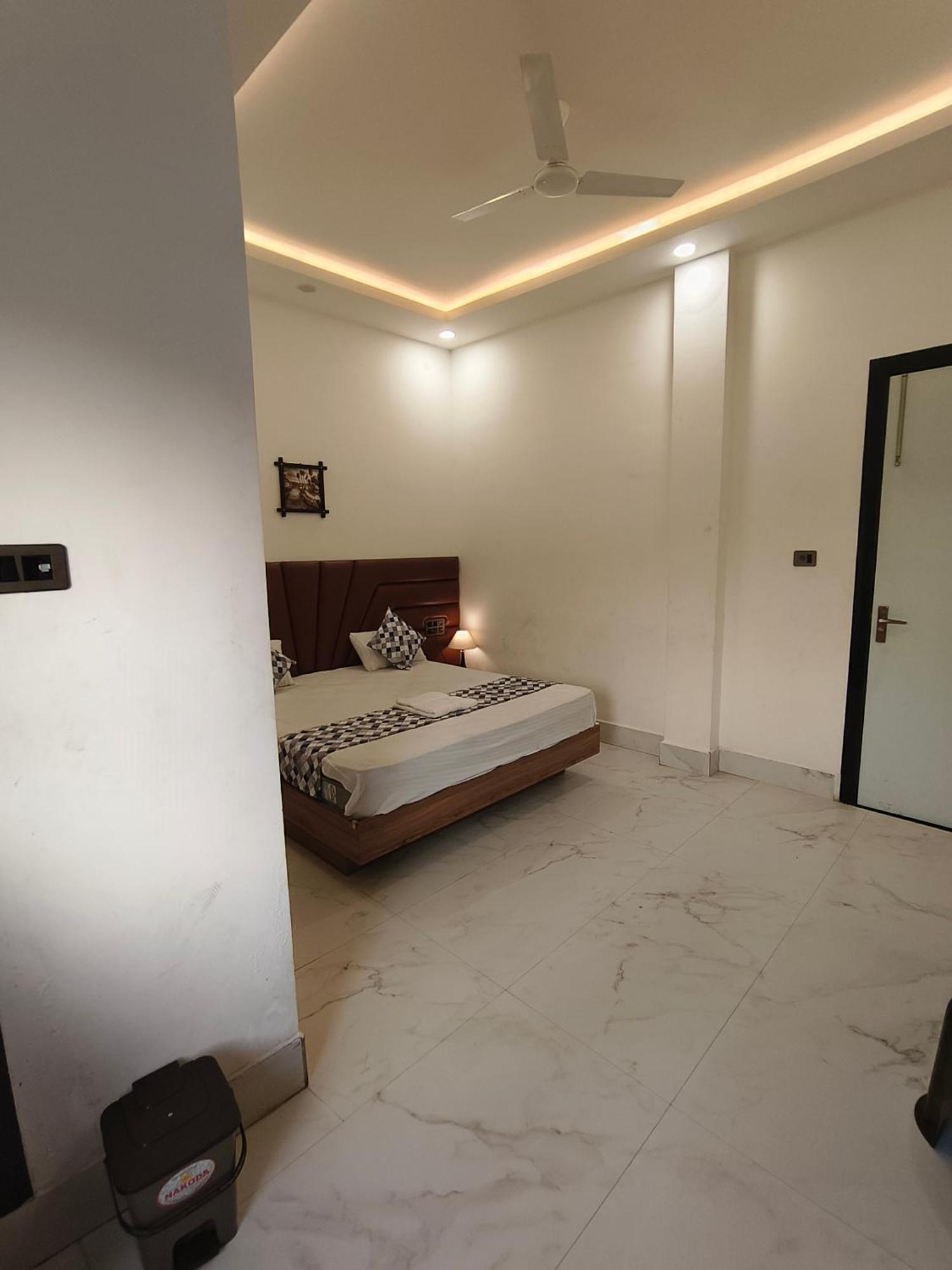 Hotel Modi Palace, Chanderi Mp Eksteriør bilde